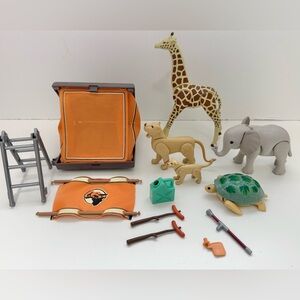 PLAYMOBIL safari zoo-themed play set
